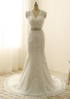 Mermaid Ivory Lace Tulle Keyhole Back Long Wedding Dress